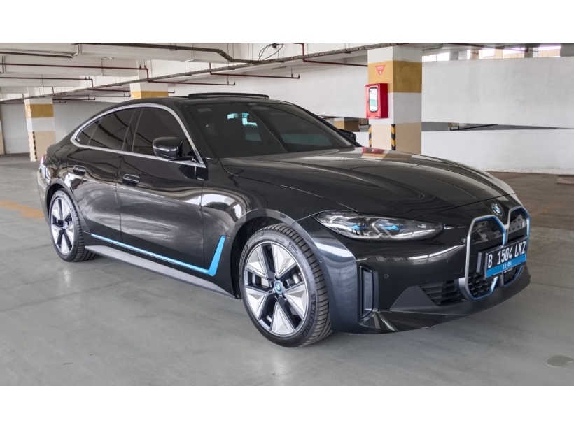 BMW i4 eDrive40