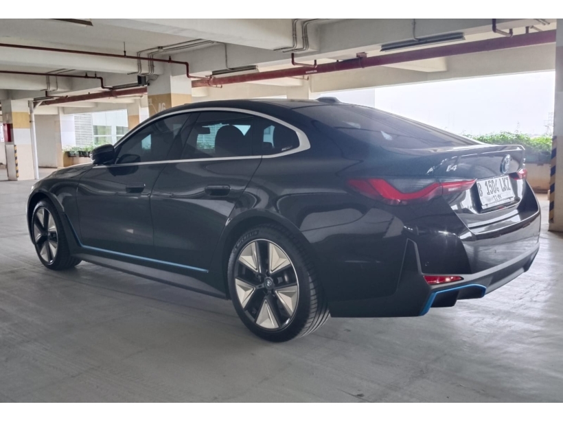 BMW i4 eDrive40