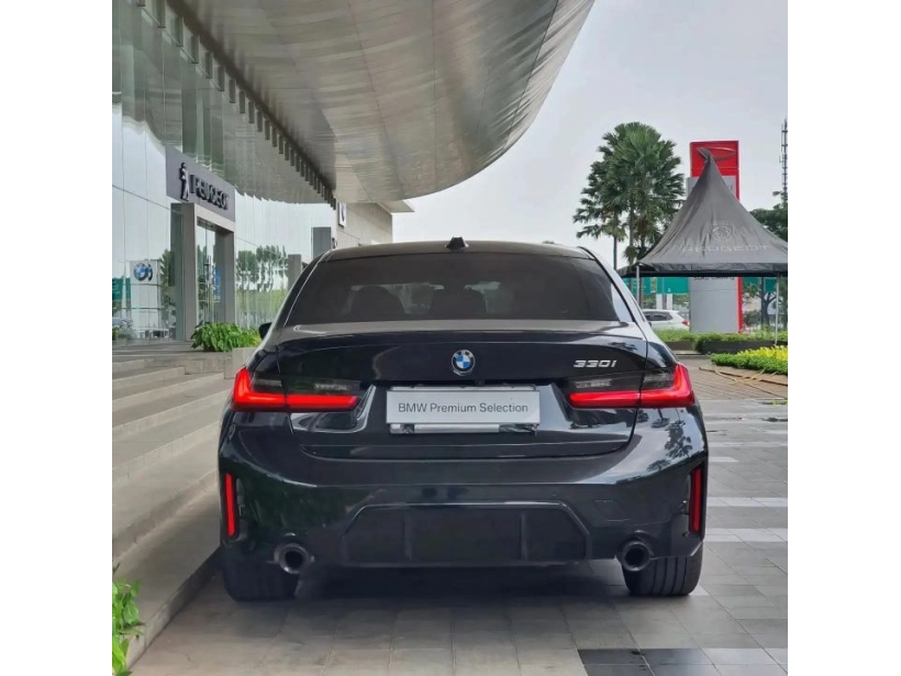 BMW 3 Series 330I