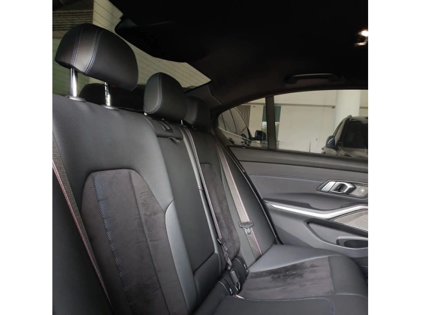 BMW 3 Series 330I